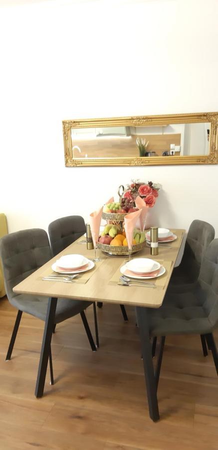 Apartment Royal Delux-Klima,Balcon,Lift,Near Schoenbrunn